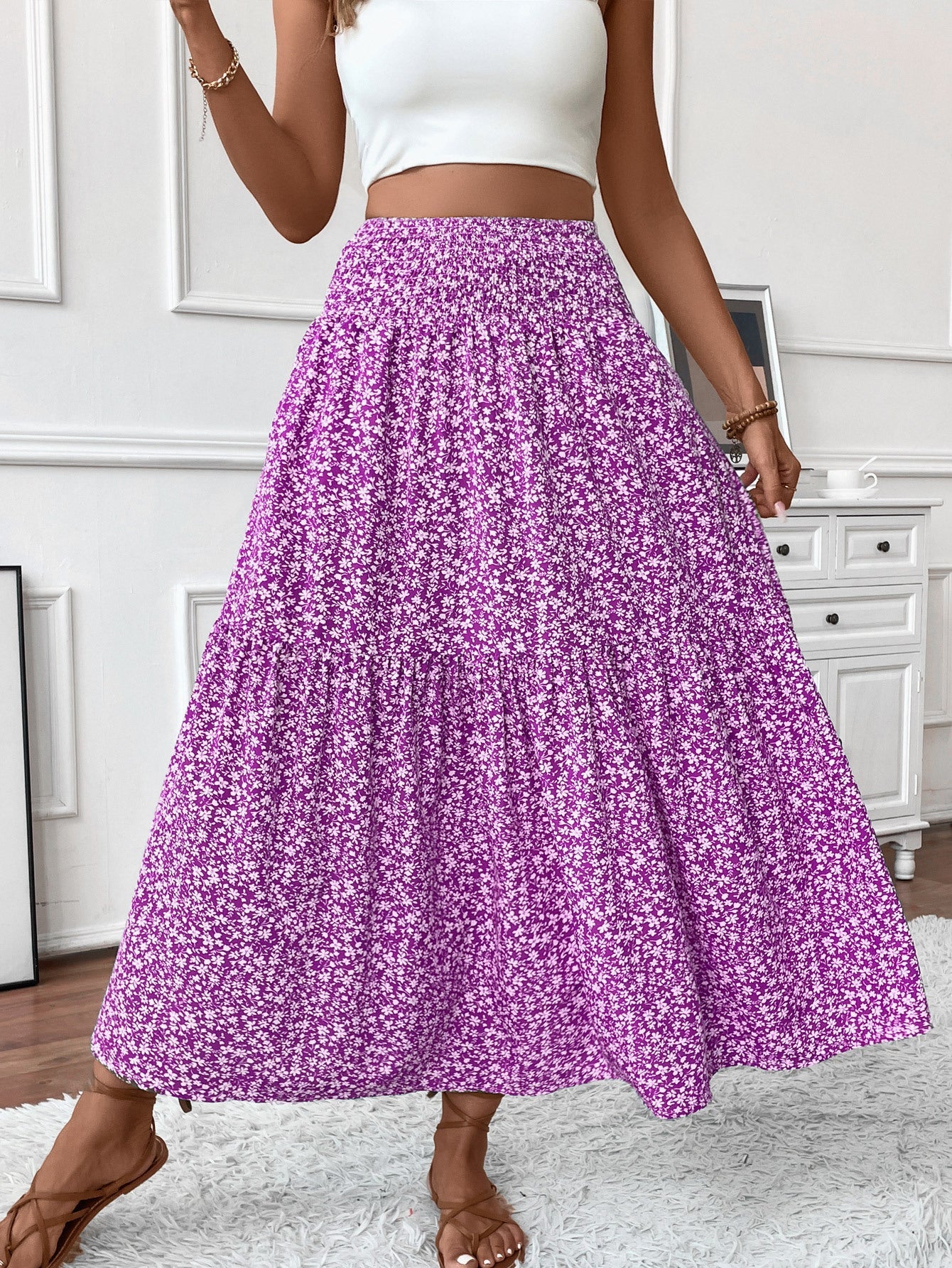 Lang Blomstret Nederdel – Elastisk Talje med Volang og Boho Print