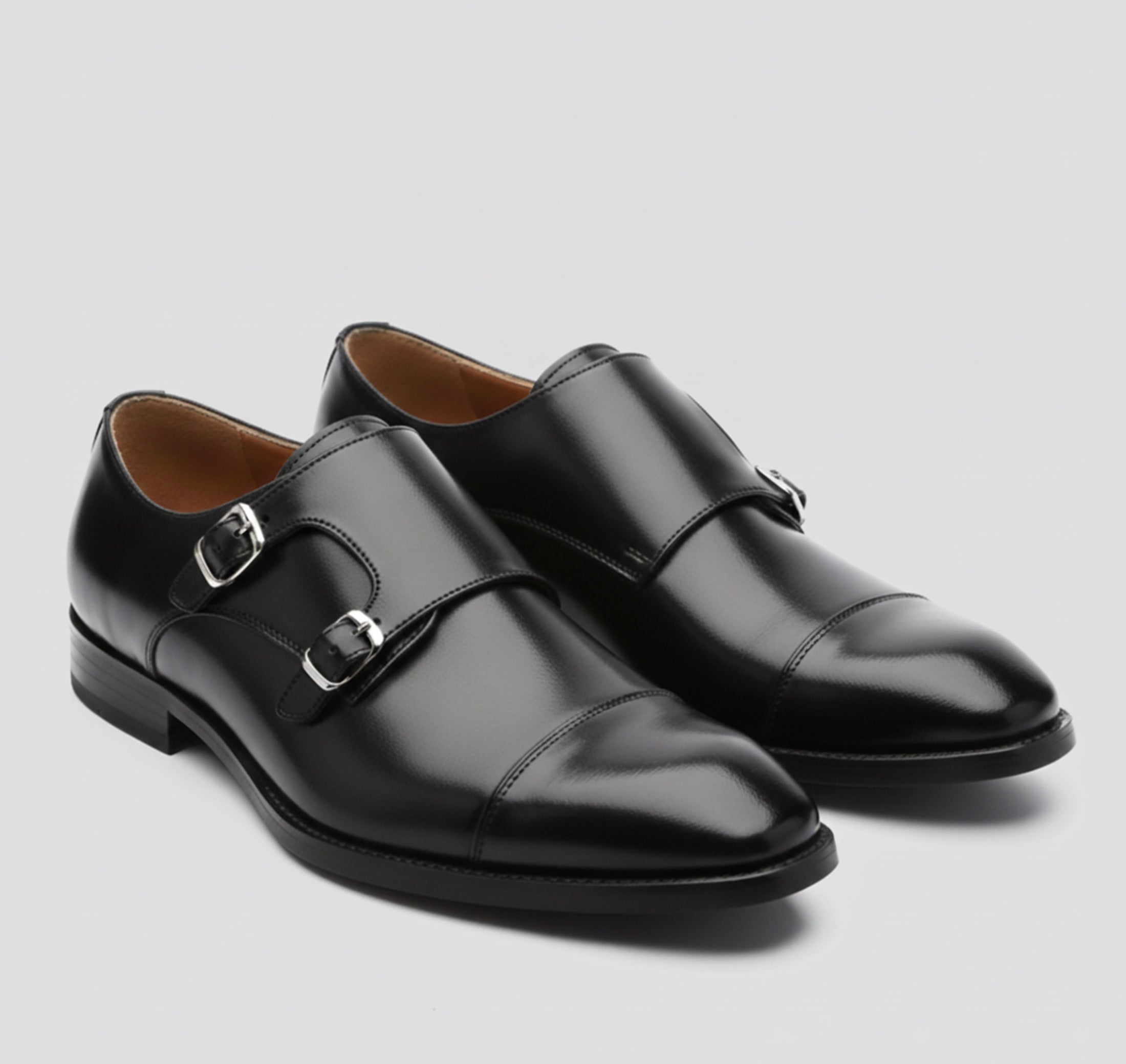Herre loafers med dobbelt spænde og aflang tå