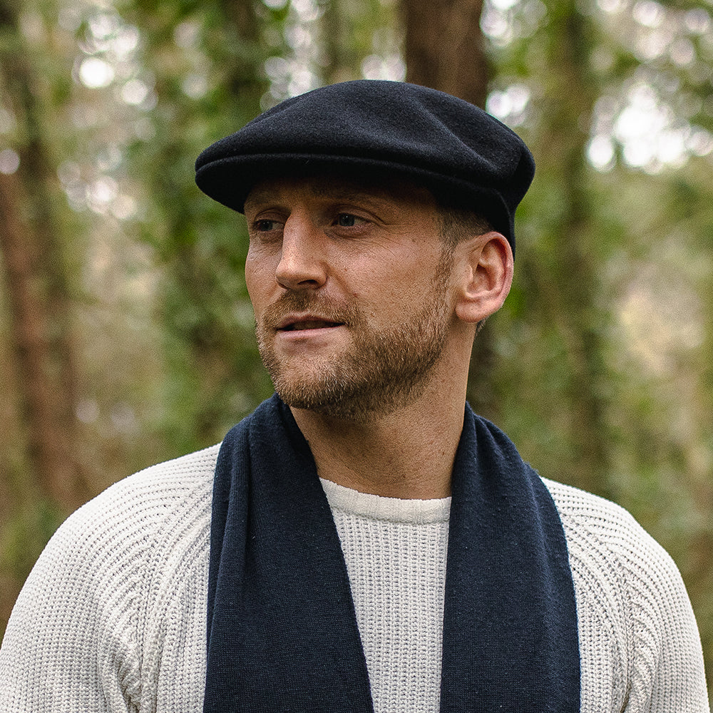 Sort Kangol 504 schiebermütze med flad kasketform og synligt logo