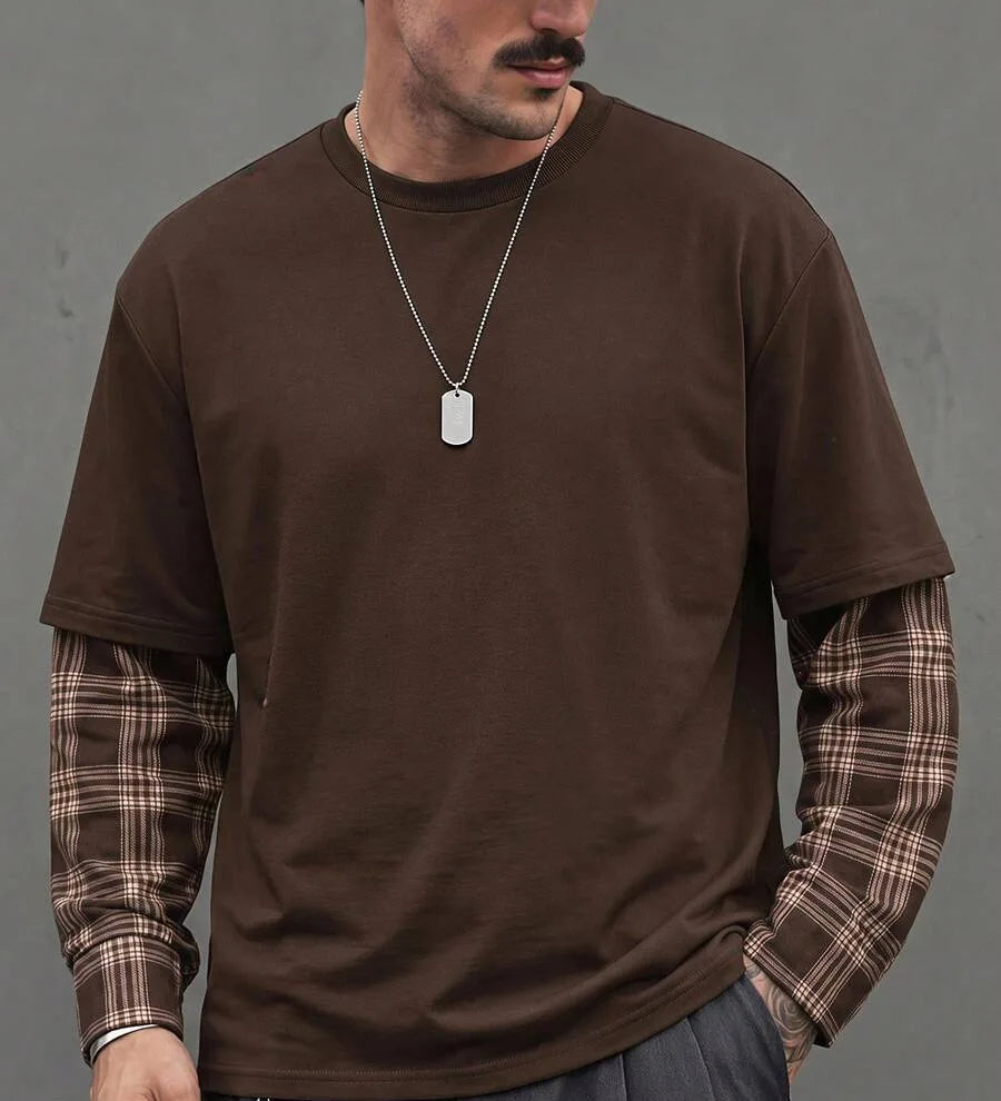 T-shirt med rund hals og lange ternede patchworkærmer
