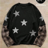 T-shirt med rund hals og lange ternede patchworkærmer