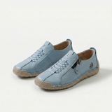 Sneakers med snørebånd, sidelukning med lynlås og flad sål