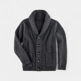 Herre cardigan med ribstruktur, høj krave, knapper og to forlommer