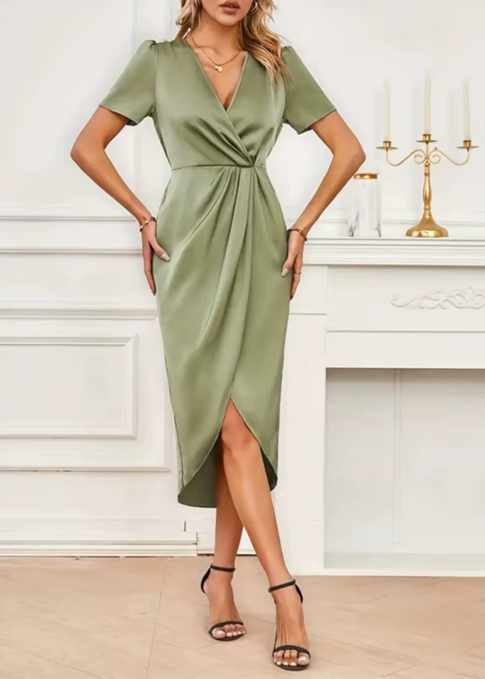 Hayden Ariana - Elegant Midi Kjole