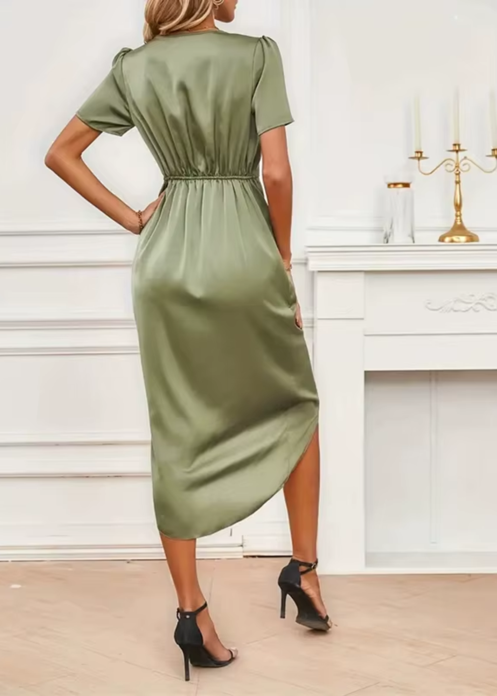 Hayden Ariana - Elegant Midi Kjole