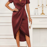 Hayden Ariana - Elegant Midi Kjole
