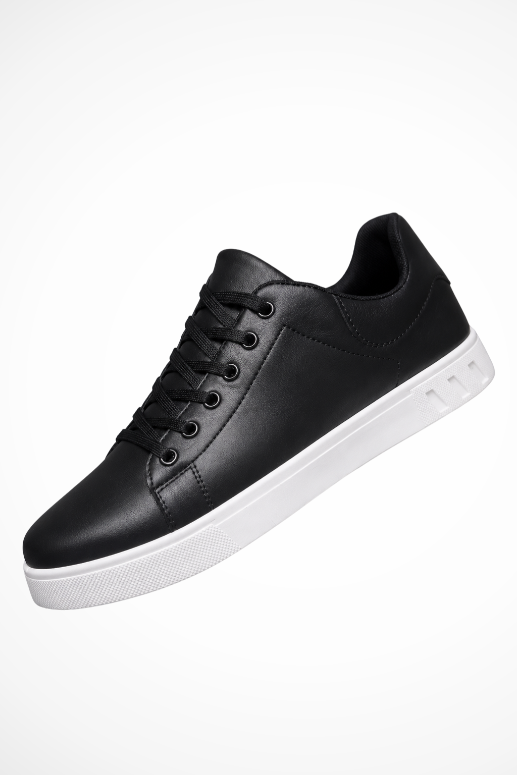Herre sneakers med snørebånd og hvid kontrastsål