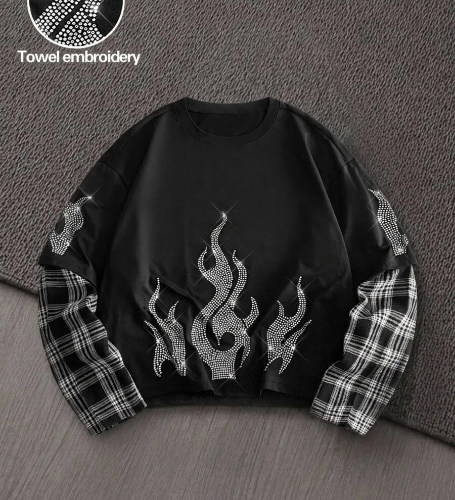 T-shirt med rund hals og lange ternede patchworkærmer