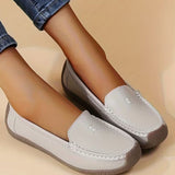 Mocassins femme à surpiqûres contrastées et semelle plate