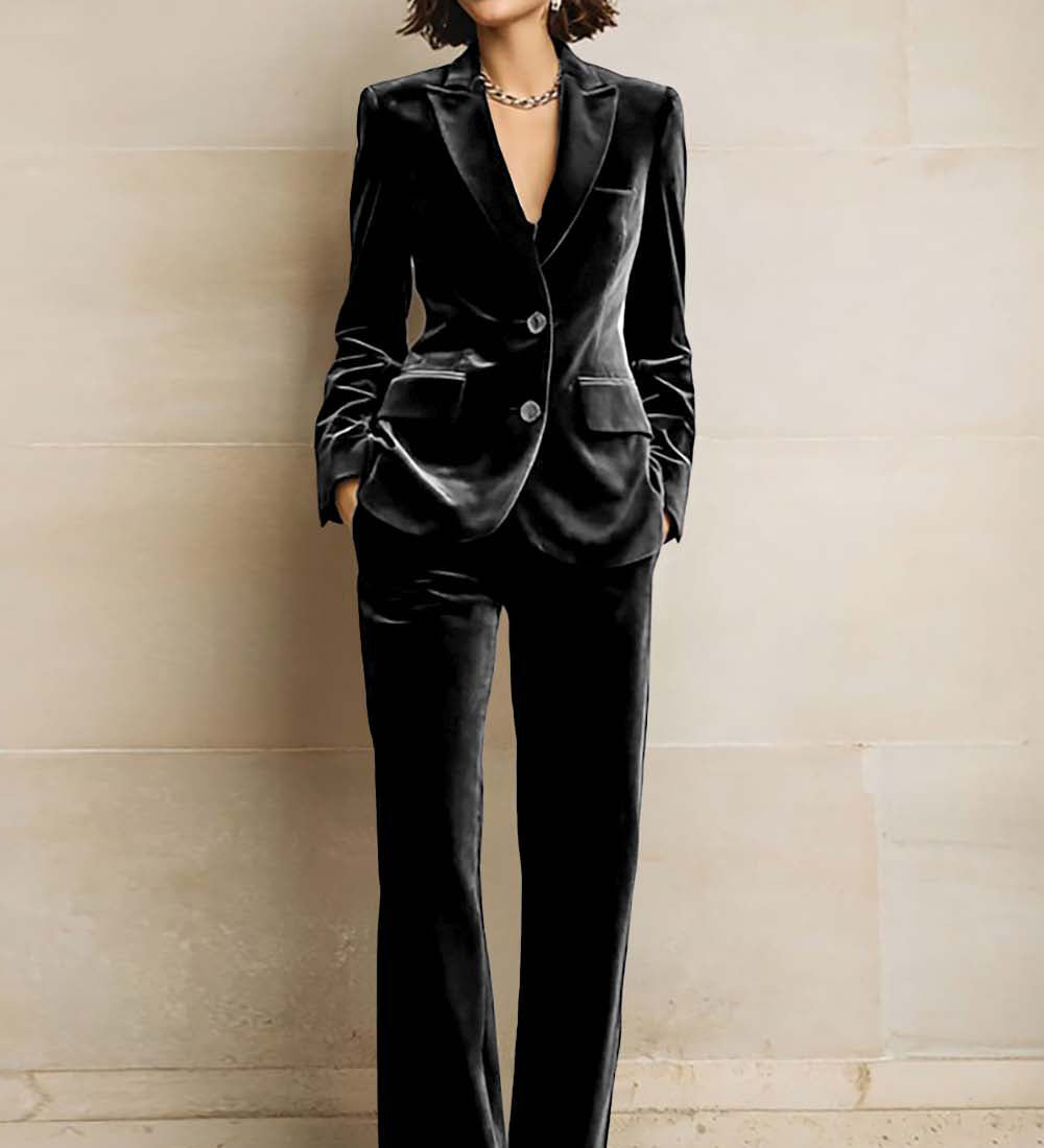 Tailleur pantalon femme avec blazer à revers en pointe