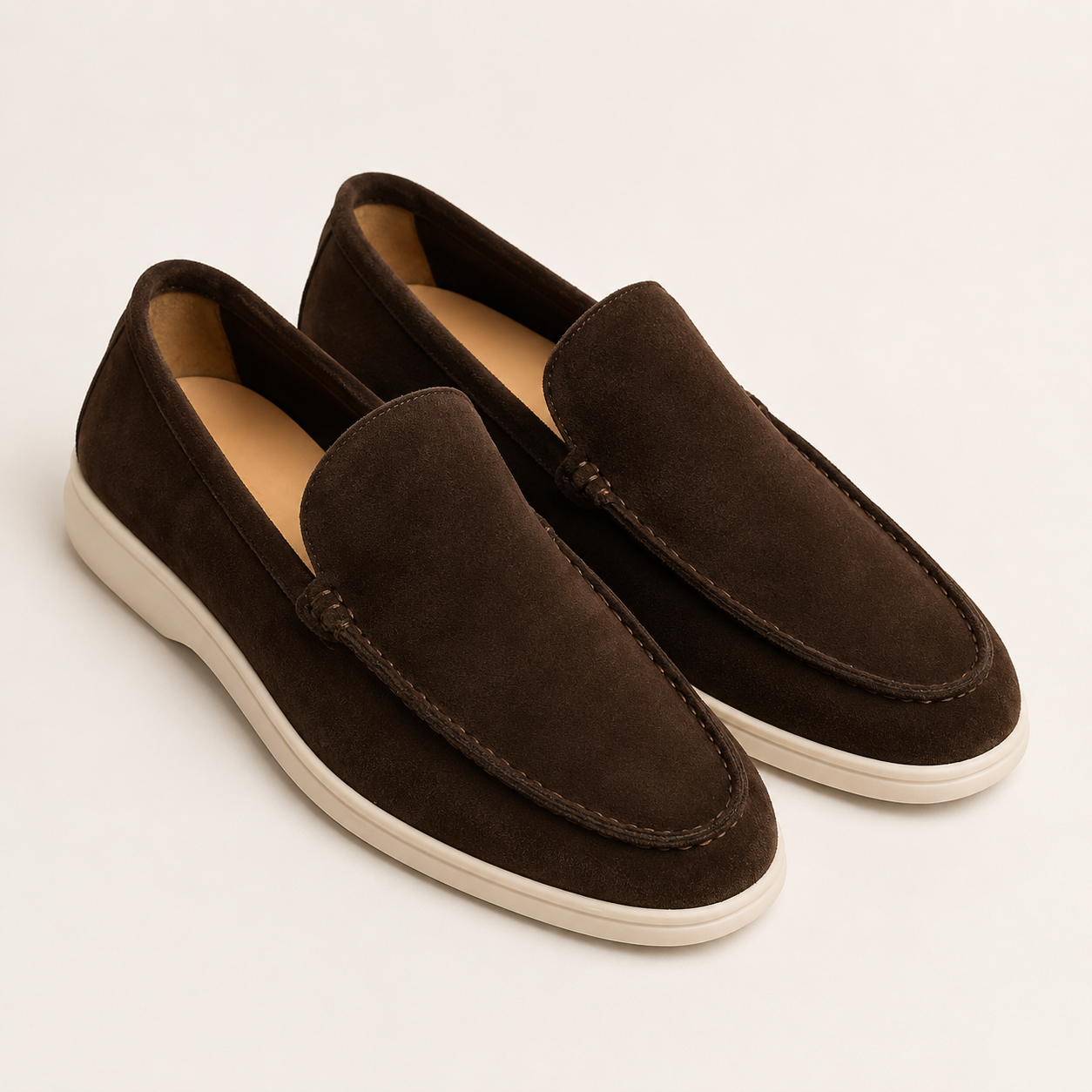 Herreloafers med rund tå og lys sål