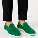 Herre loafers med slip-on-design, synlig pyntesøm og flad lys sål