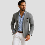 Herreblazer med reverskrave, knapper og lommer