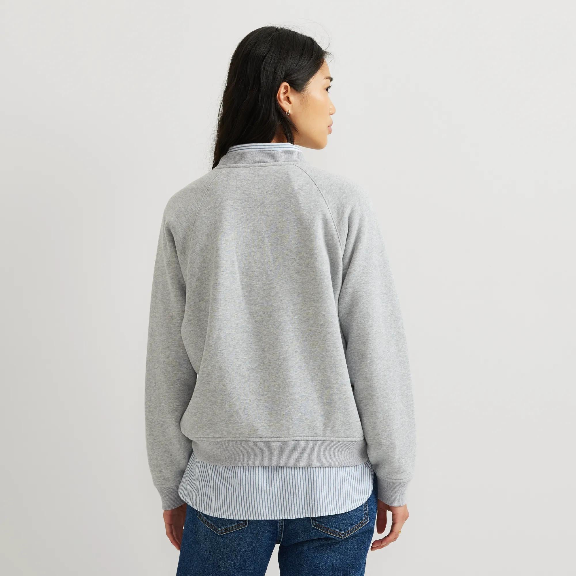 Dame sweatshirt med rund hals, lange ærmer og ribkanter