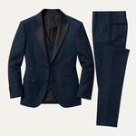 Herre i tredelt jakkesæt med blazer, vest og bukser
