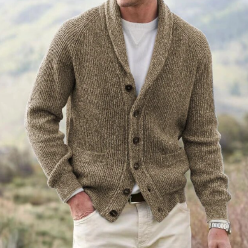 Herrecardigan med sjalskrave, ribstrik, knapper og lange ærmer