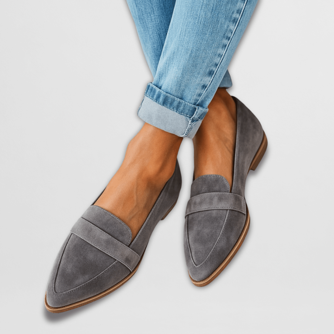 Dame loafers med spids tå og bred dekorativ rem
