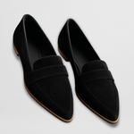 Dame loafers med spids tå og bred dekorativ rem