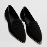 Dame loafers med spids tå og bred dekorativ rem