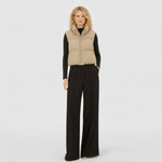 Gilet court femme matelassé à col haut et zip