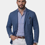 Herreblazer med reverskrave, knapper, brystlomme og forlommer