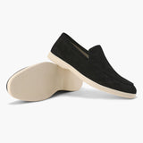 Loafers med synlige sømdetaljer, slip-on design og kilehæl