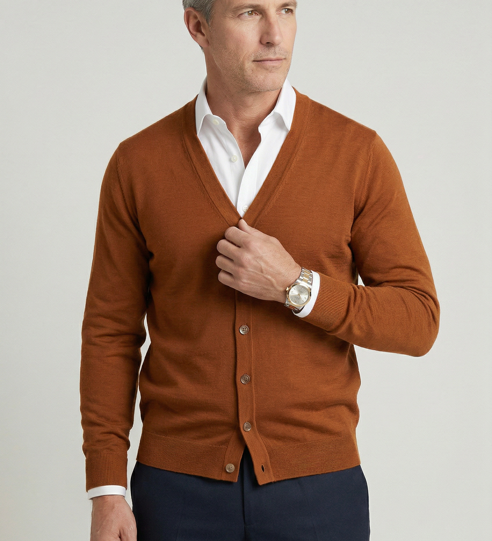 Herre cardigan med V-hals, knapper og lange ærmer