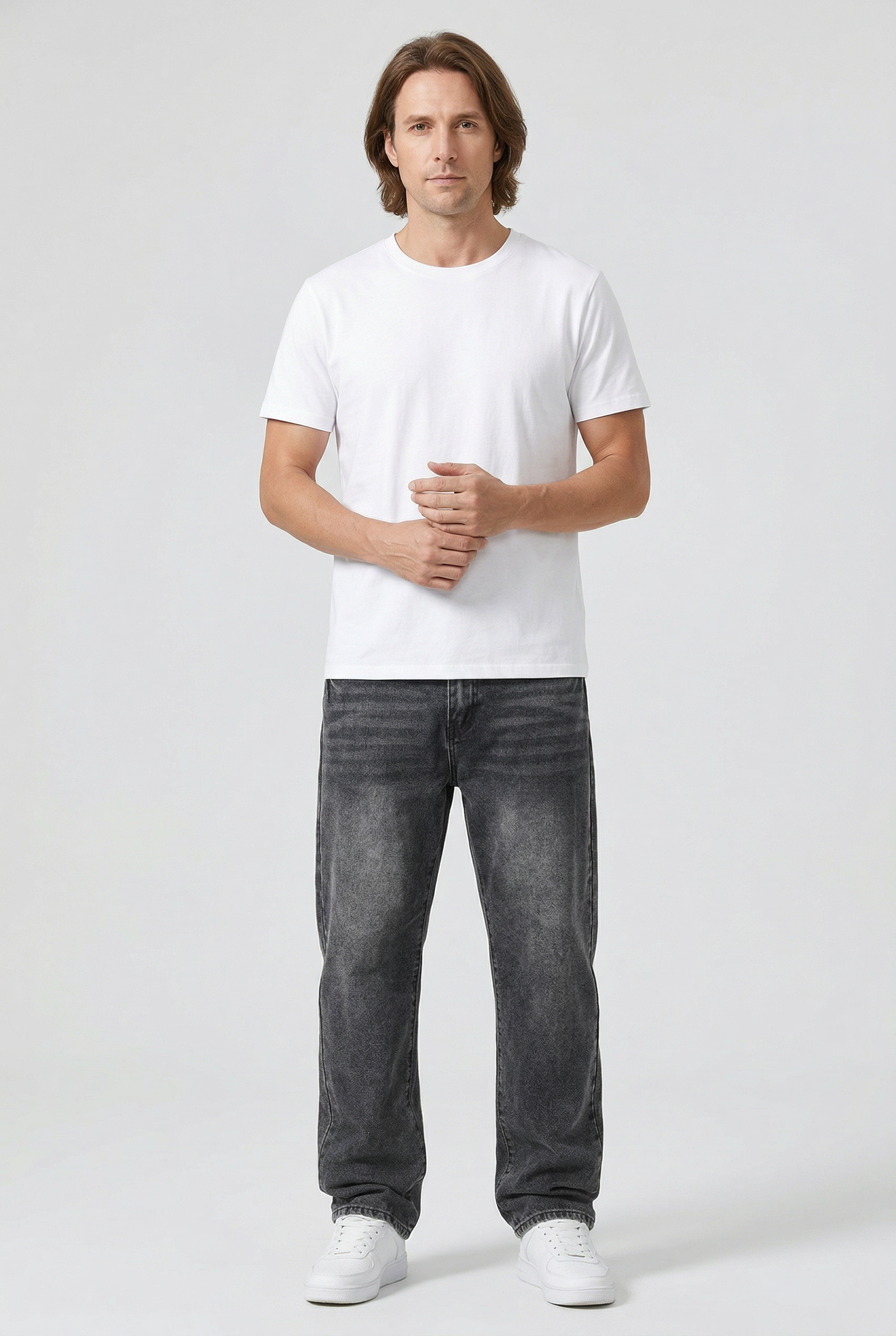 Herrejeans med løs pasform, lige ben og fem lommer