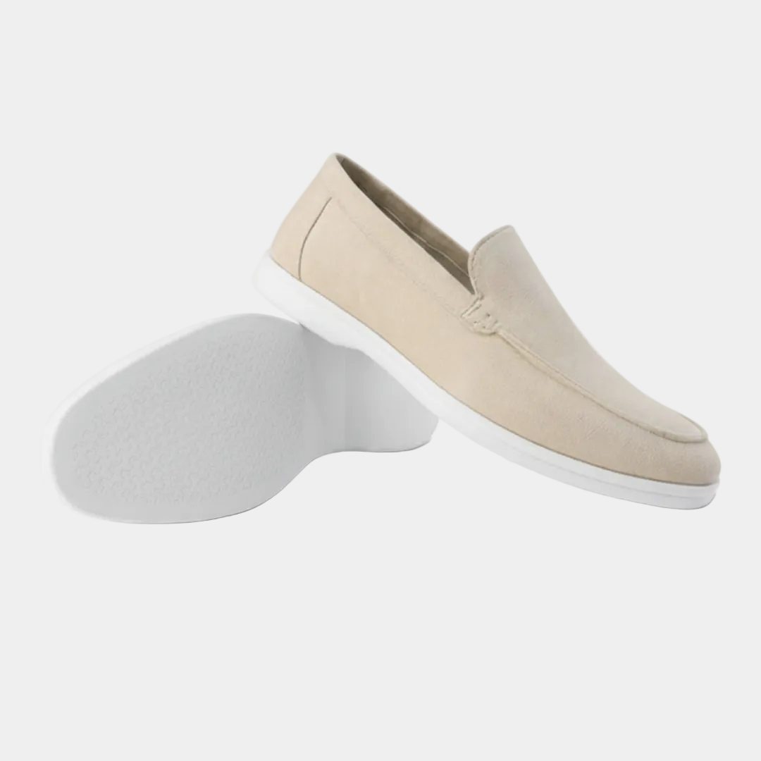 Herre loafers med synlige sømme, rund tå og flad lys sål