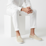 Herre loafers med moccasinsnit, rundet tå og flad lys sål