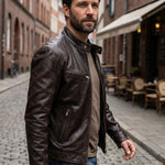 Herre bikerjakke med ståkrave, lange ærmer og lynlåslommer