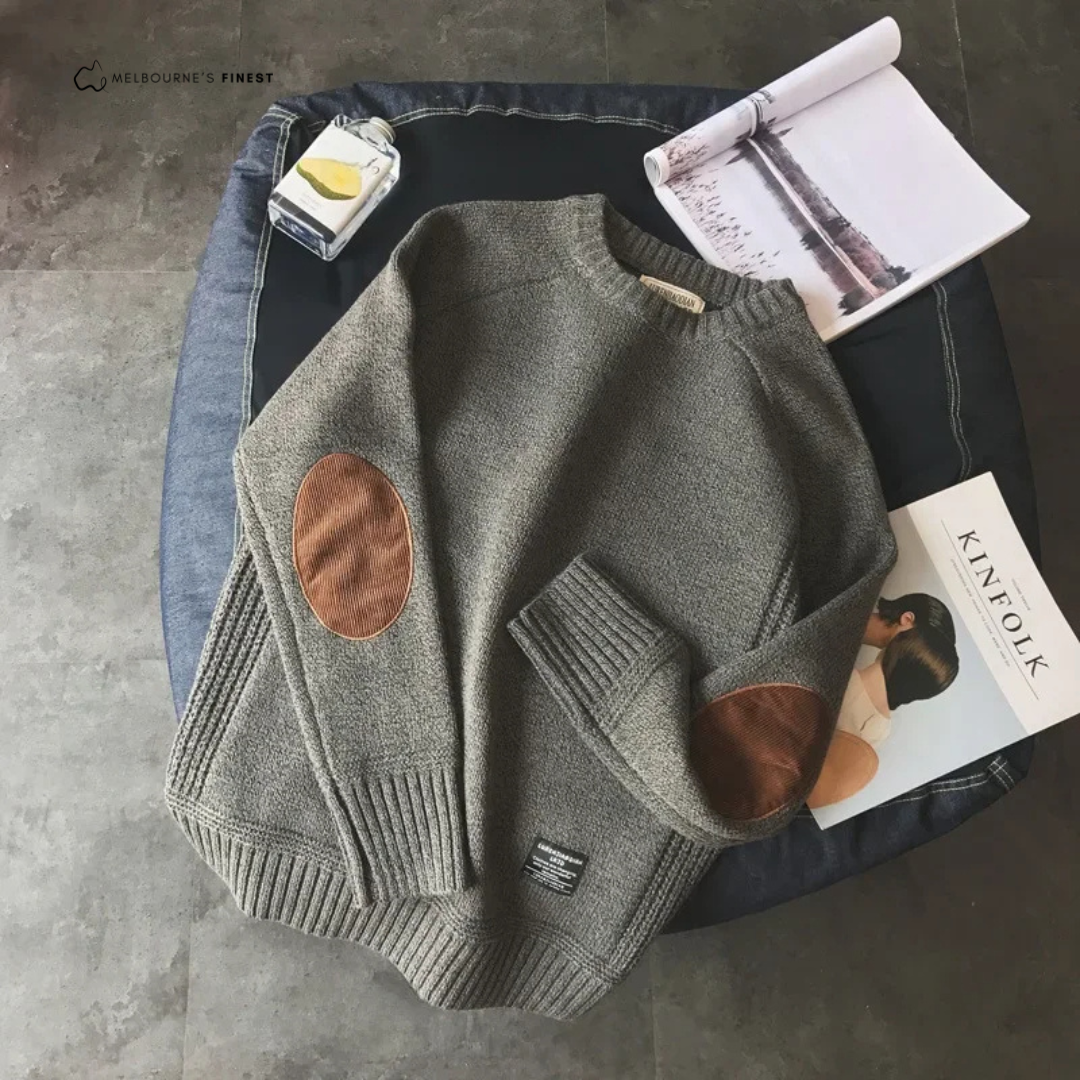 Herre pullover med rund hals, lange ærmer, ribkanter og albuelapper