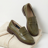 Dame loafers med pennyrem, rund tå og lav hæl