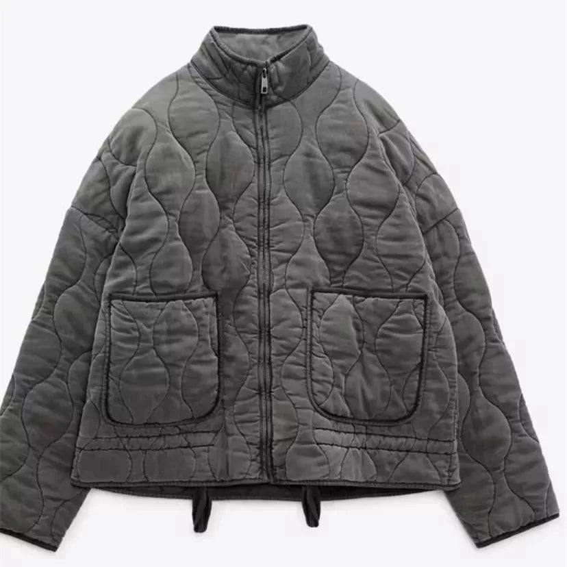 Nova Dame Fleece Quiltet Jakke – Cropped Jakke med Lynlås