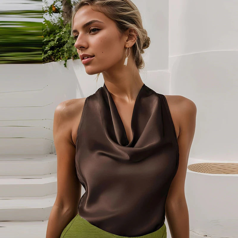 Satin Halterneck Top med Korsetdetalje – Åben Ryg Sommerbluse