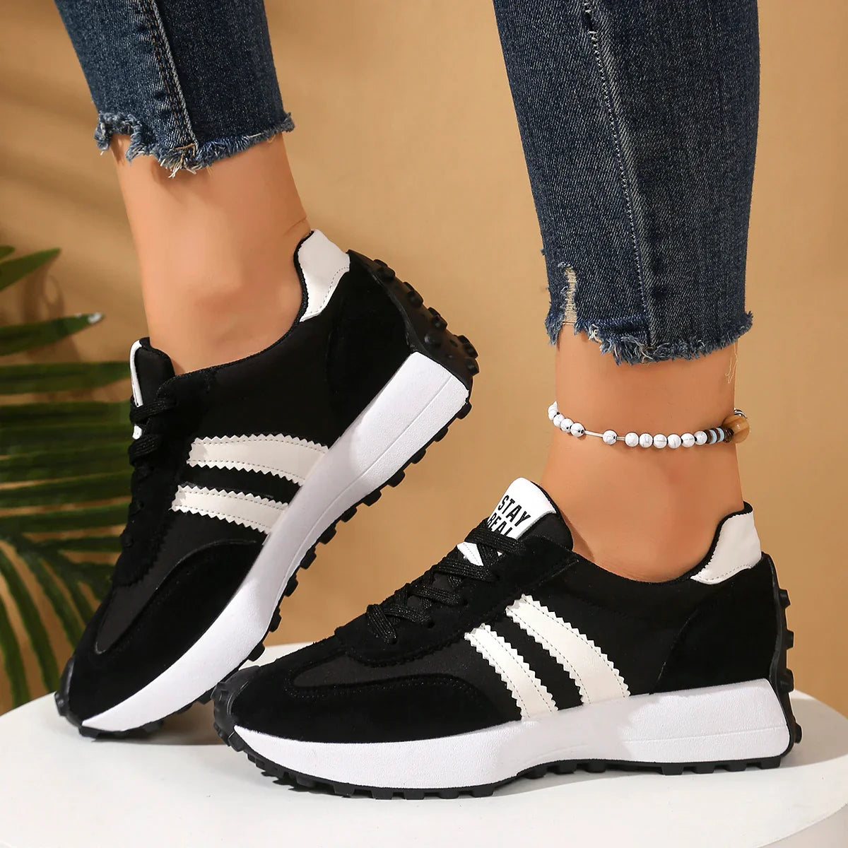 Alenya Komfortsko Dame – Retro Sneakers med Tidløst Look