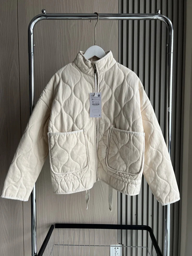 Nova Dame Fleece Quiltet Jakke – Cropped Jakke med Lynlås