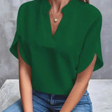 Bluse med v-hals – Flydende og elegant pasform