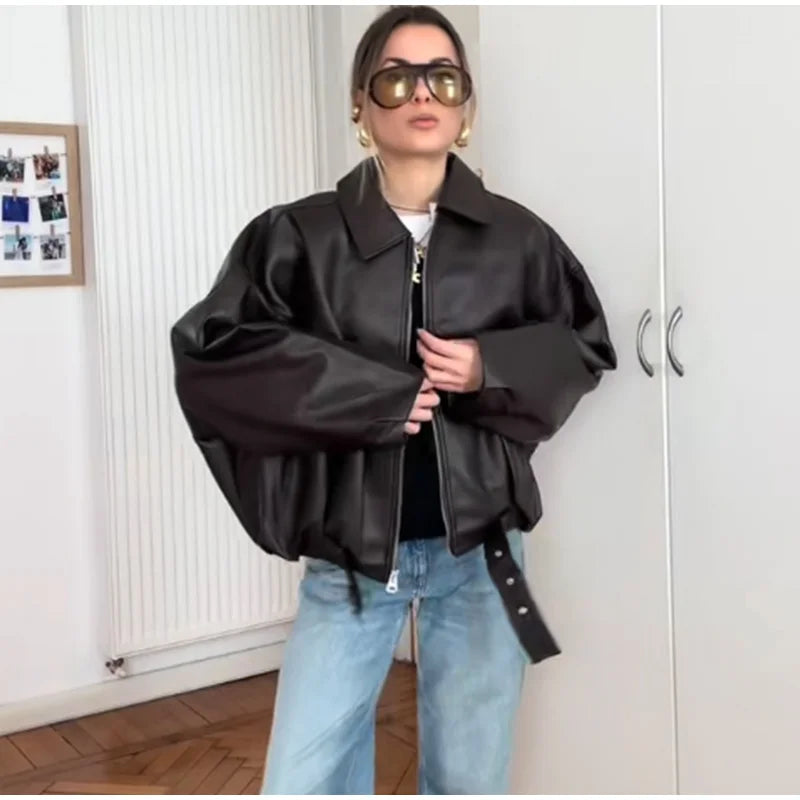 Elara Oversized Imiteret Læderjakke – Vintage Bomber i PU Kunstlæder