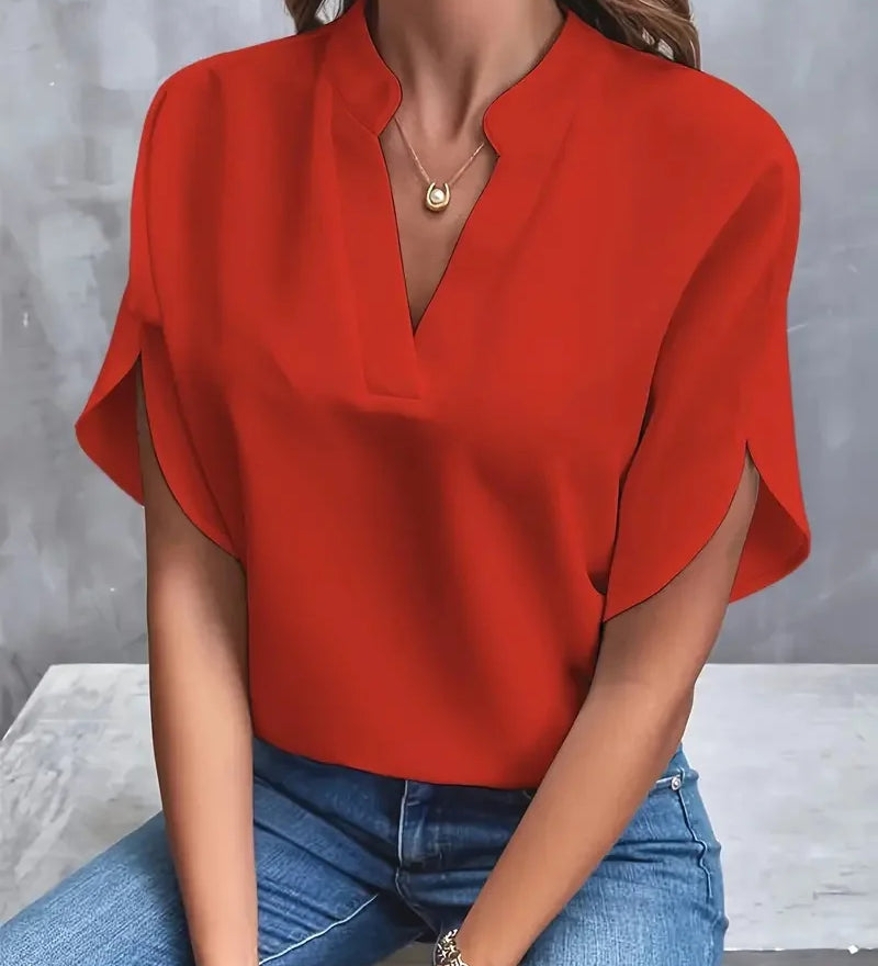 Bluse med v-hals – Flydende og elegant pasform