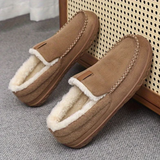 Chaussons homme à enfiler, bout mocassin et semelle plate