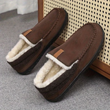 Chaussons homme à enfiler, bout mocassin et semelle plate