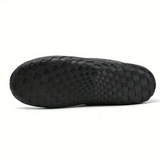 Chaussons homme à enfiler, bout mocassin et semelle plate