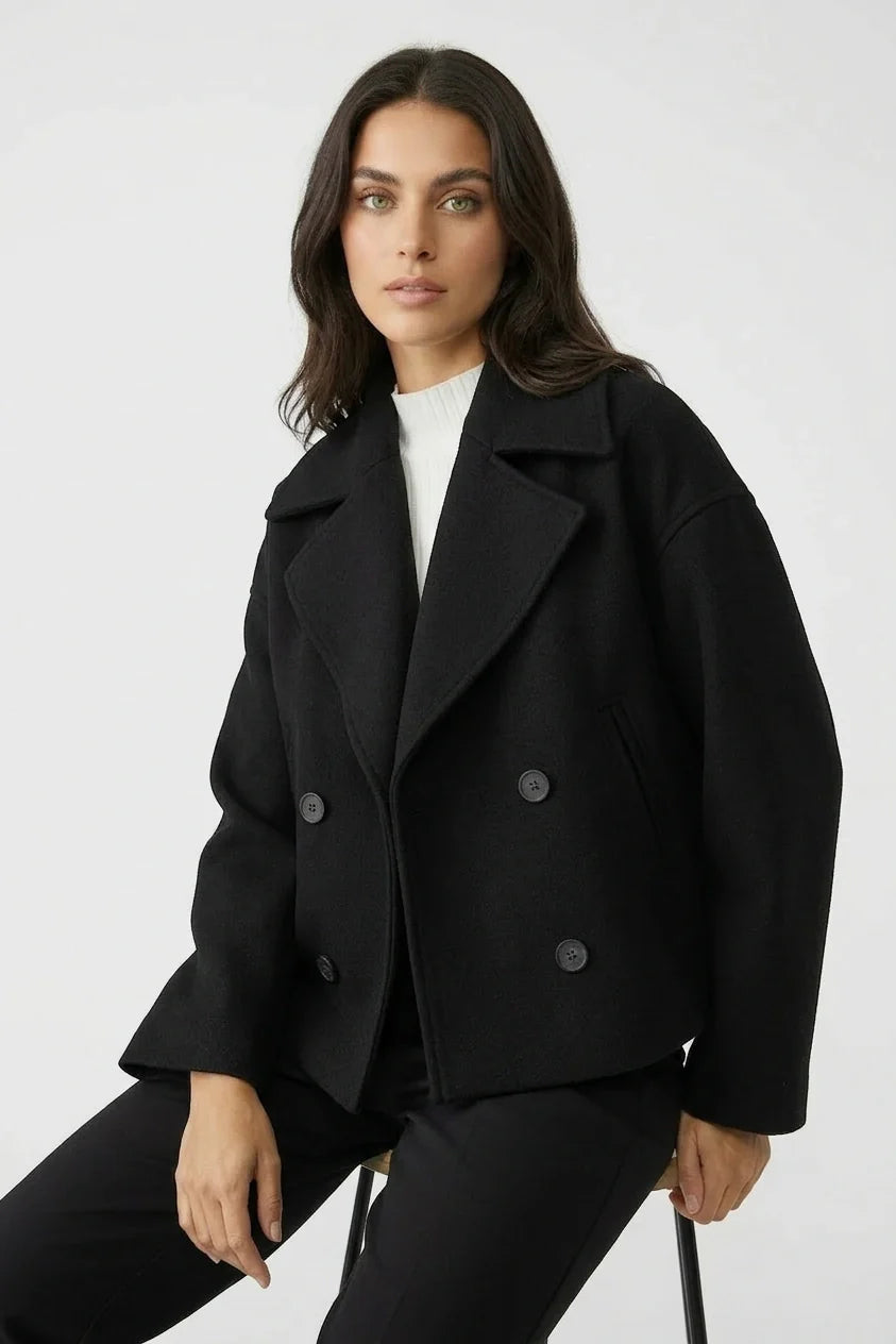 Kort Damejakke – Stilfuld Cropped med Dobbeltknap Design