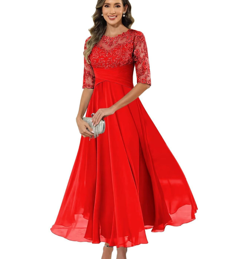 Olanthe | Elegant aftenkjole med blonde og chiffon