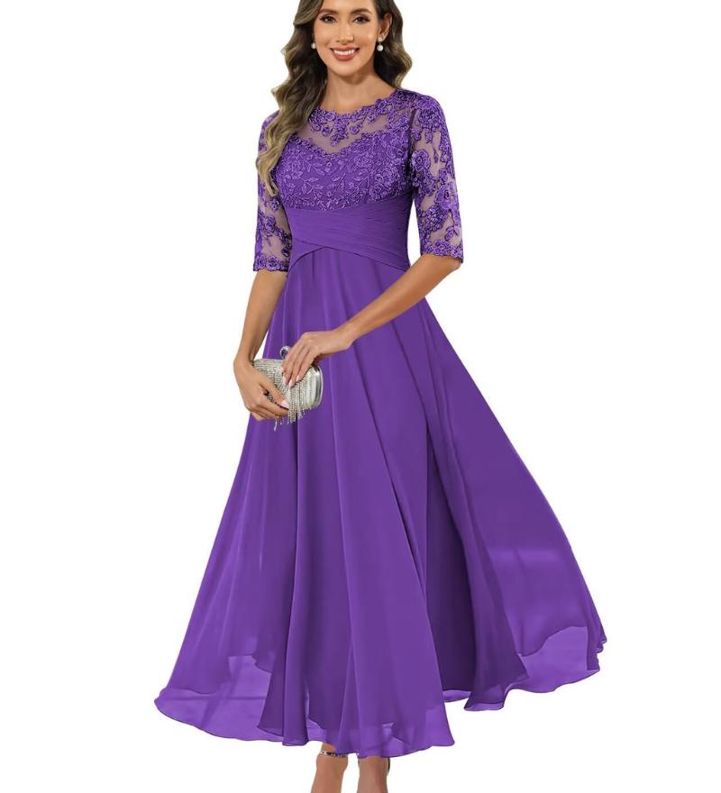 Olanthe | Elegant aftenkjole med blonde og chiffon
