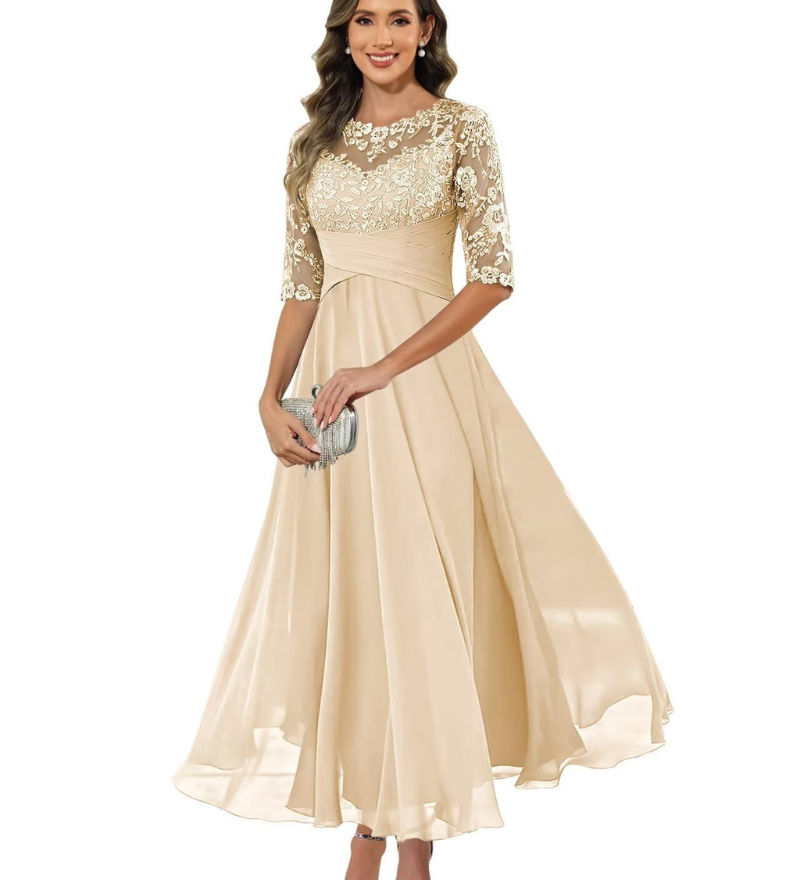 Olanthe | Elegant aftenkjole med blonde og chiffon