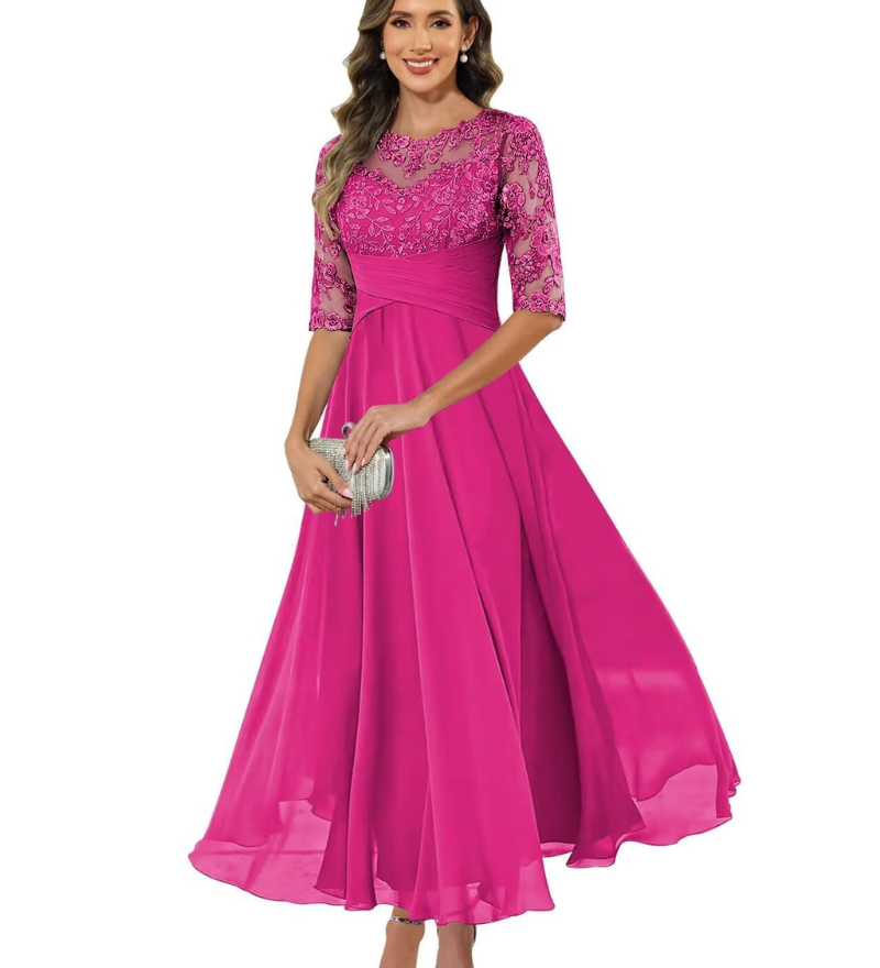 Olanthe | Elegant aftenkjole med blonde og chiffon