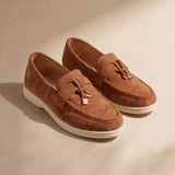 Dame loafers med spids tå og dekorativt metalspænde