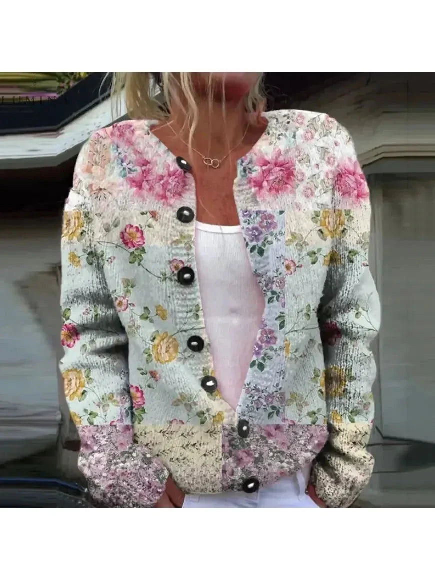 Damecardigan med blomstret mønster, rund hals, lange ærmer og knapper foran